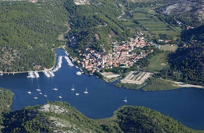 Rokovaca Appartement Skradin Buitenkant foto